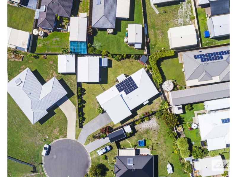 29 Bryan Court, Burrum Heads QLD 4659