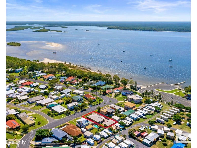 60 Riverview Drive, Burrum Heads QLD 4659