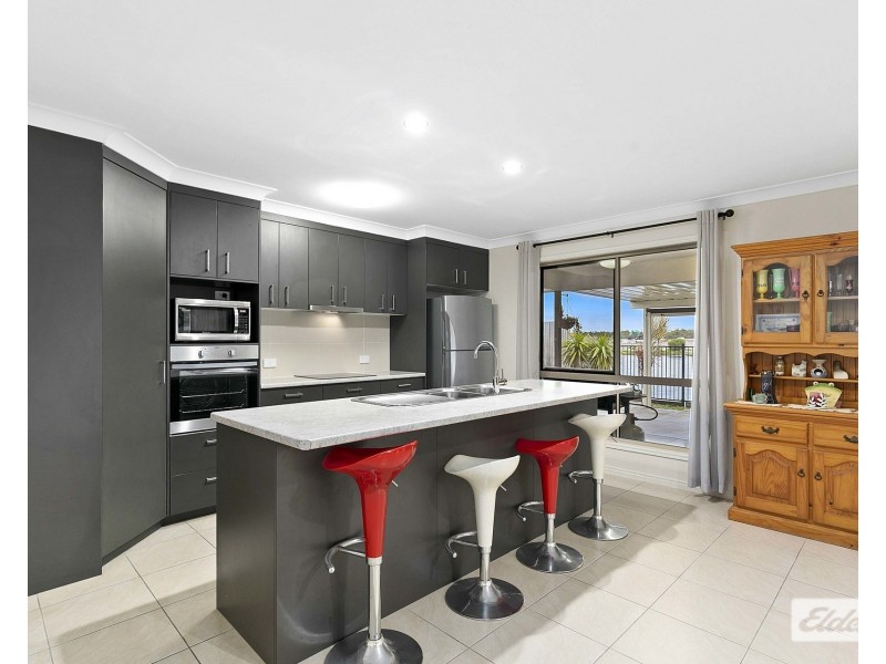 18 Honey Myrtle Close, Burrum Heads QLD 4659