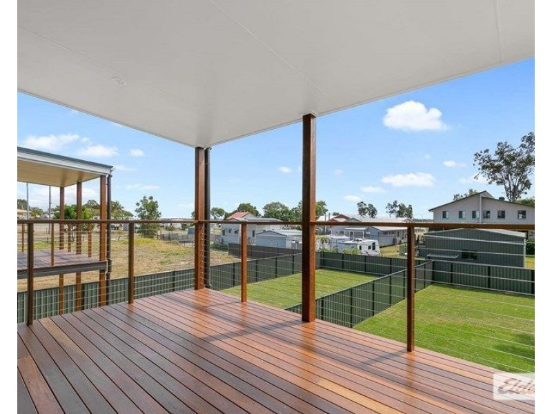 6 Howard Street, Burrum Heads QLD 4659