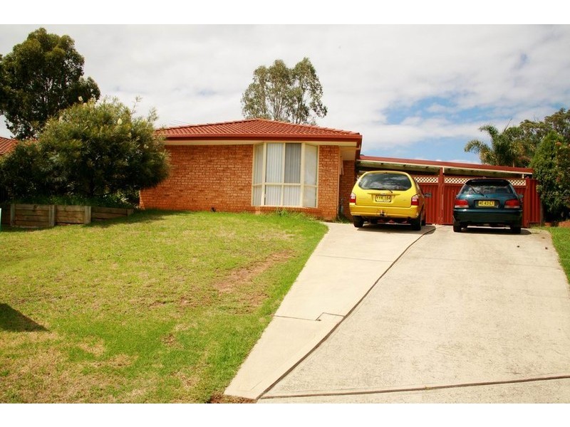 21 Falstaff Place, Rosemeadow NSW 2560