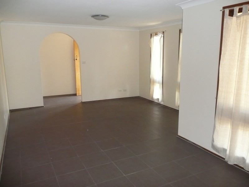 22 Epping Forest Drive, Eschol Park NSW 2558