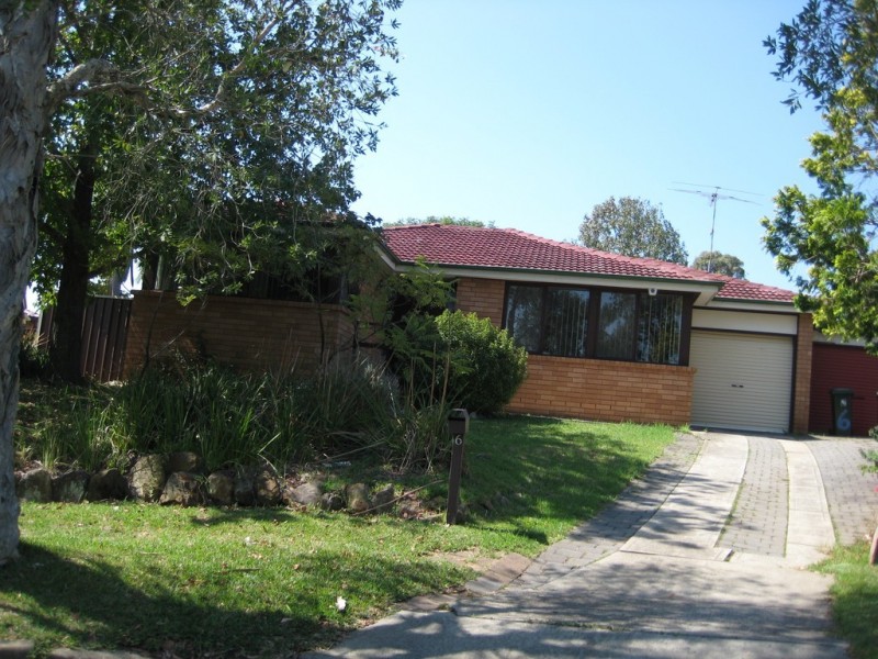 6 Attunga Place, Bradbury NSW 2560