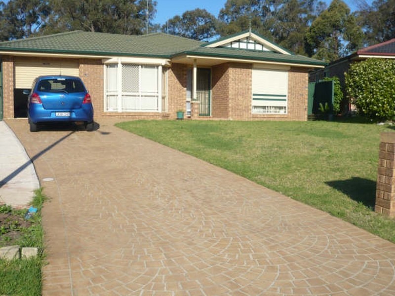5 Dorcas, Rosemeadow NSW 2560