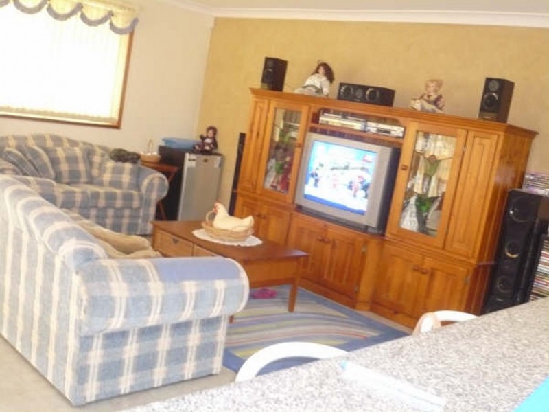 5 Dorcas, Rosemeadow NSW 2560