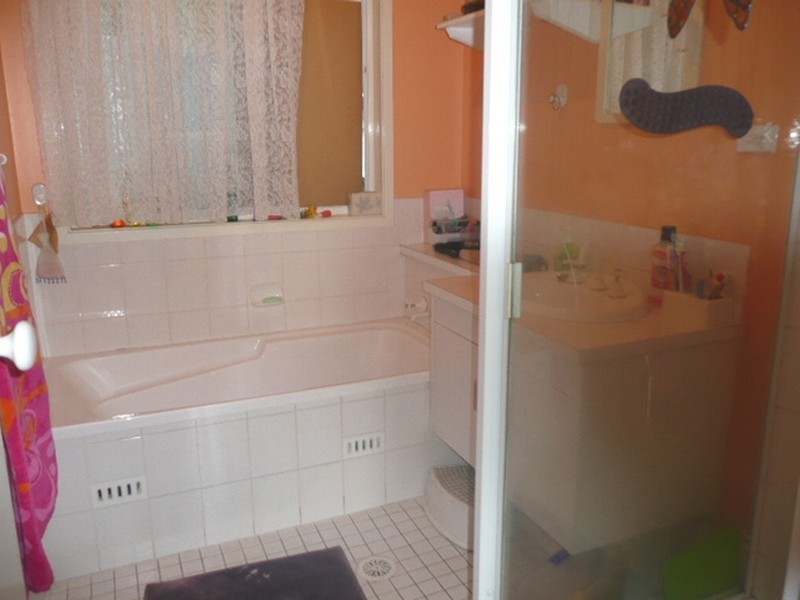 St Helens Park NSW 2560