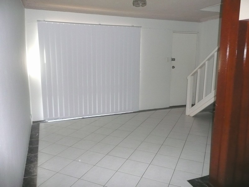 9/11 Warby Street, Campbelltown NSW 2560