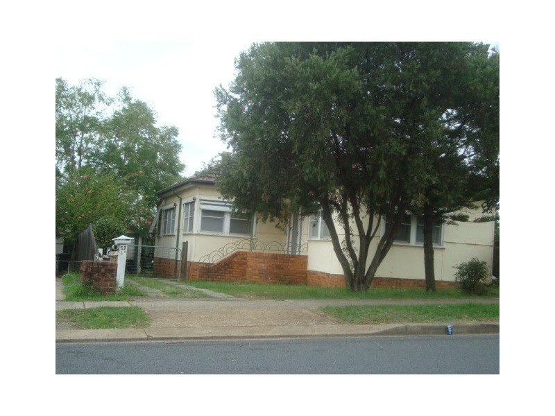 52 Warby Street, Campbelltown NSW 2560