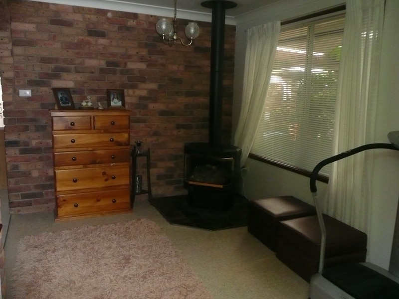 12 Moffat Place, Minto NSW 2566