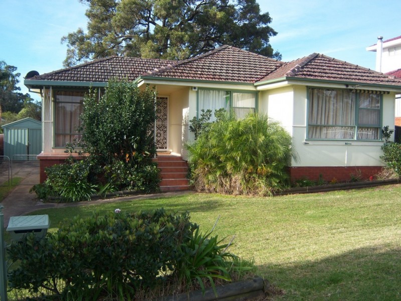 10 Wordsworth Avenue, Leumeah NSW 2560