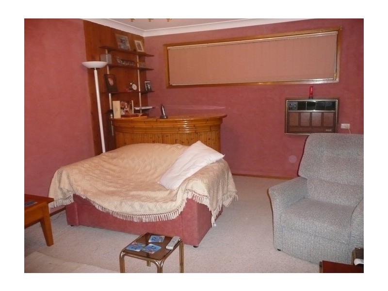 91 Angle Road South, Leumeah NSW 2560