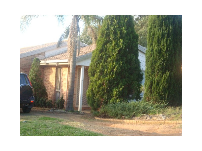 7 Opal Place, Eagle Vale NSW 2558