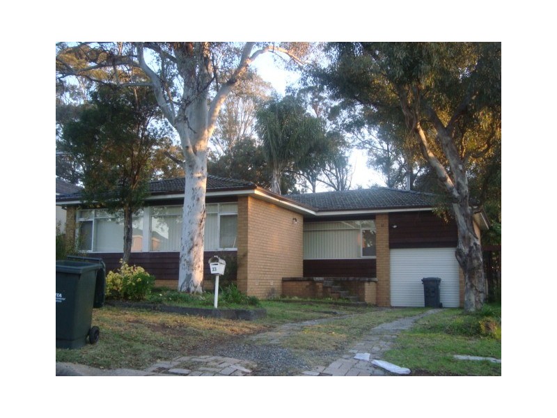 33 Angle Road, Leumeah NSW 2560