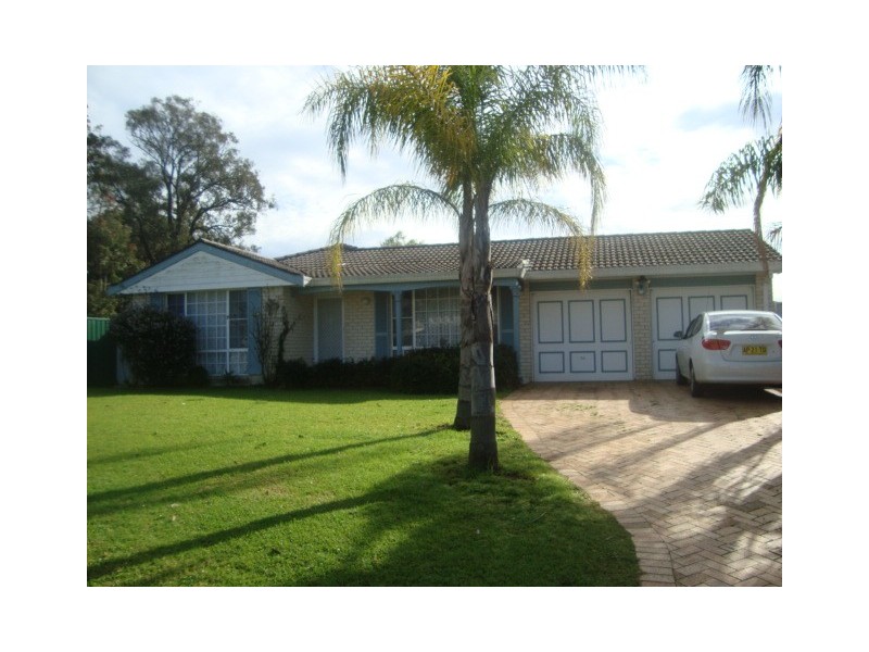 68 Ironside Drive, St Helens Park NSW 2560