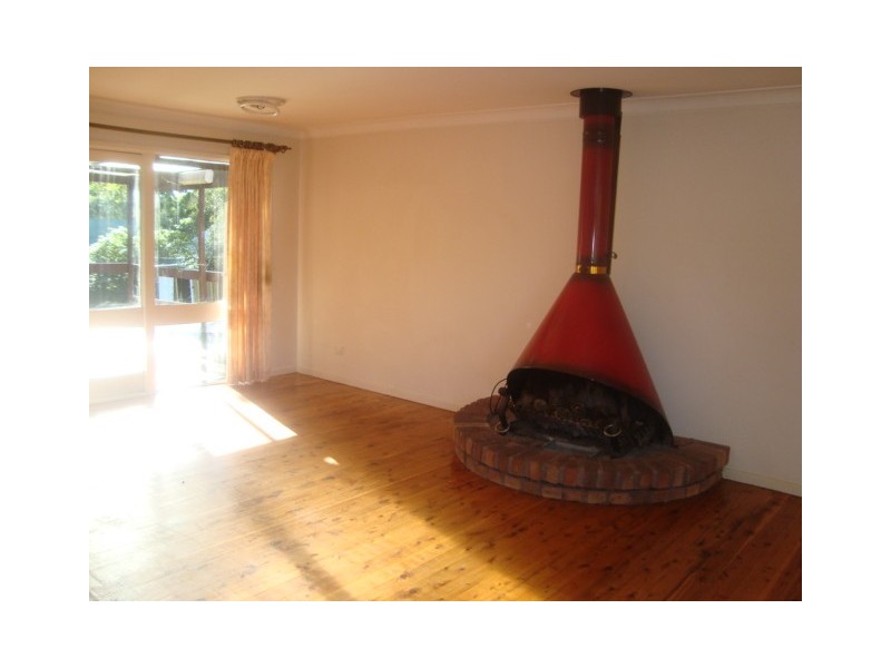 15 Ballantrae Drive, St Andrews NSW 2566