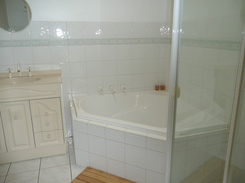 41 Burns Road, Campbelltown NSW 2560