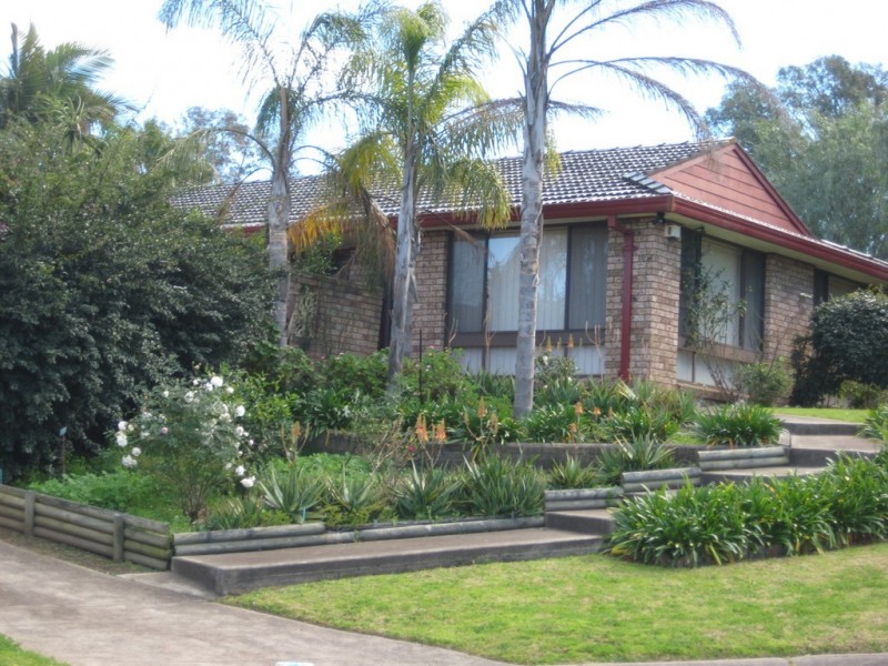 7 Calcite Place, Eagle Vale NSW 2558