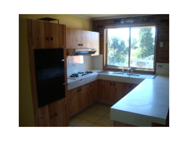 25 Leicester Street, Leumeah NSW 2560