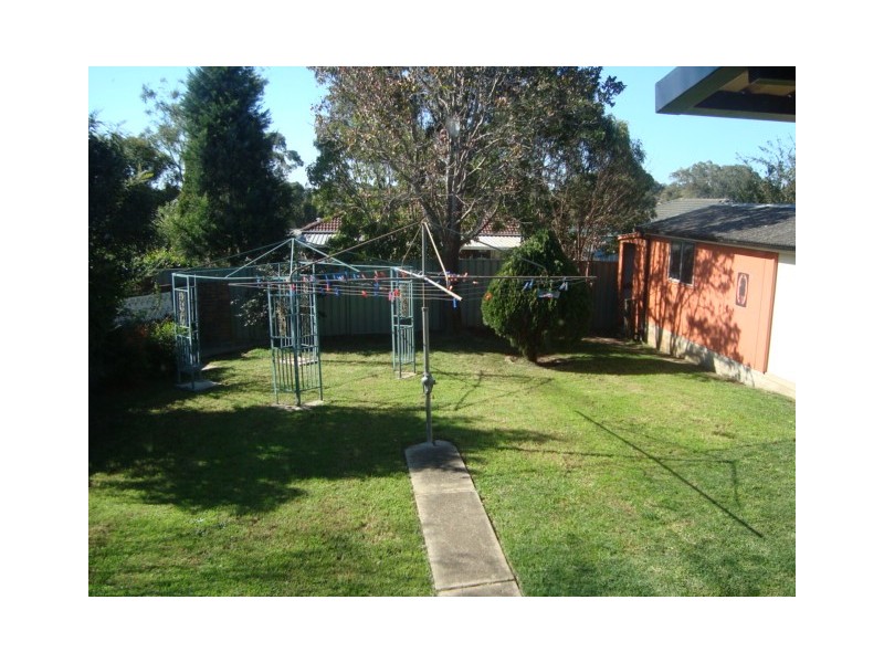25 Leicester Street, Leumeah NSW 2560