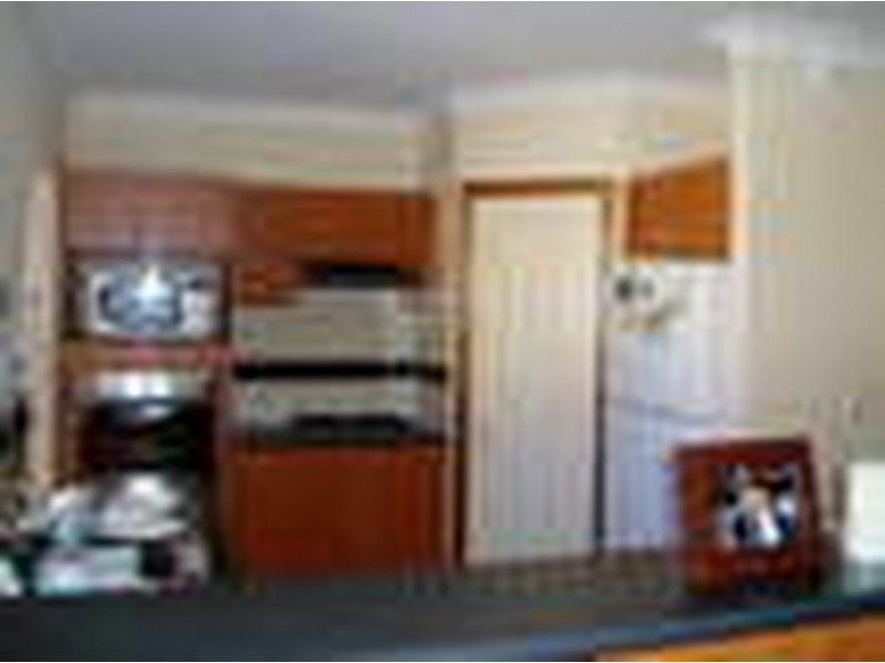 10 Gabriel Cct, Blair Athol NSW 2560