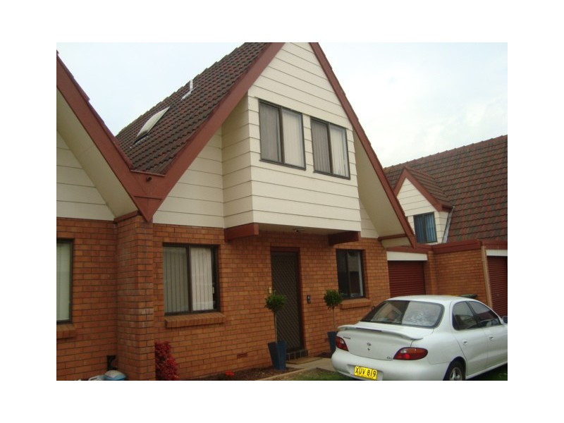 6/43 Rudd Road, Leumeah NSW 2560