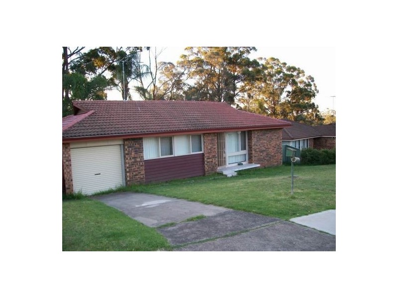 Bradbury NSW 2560
