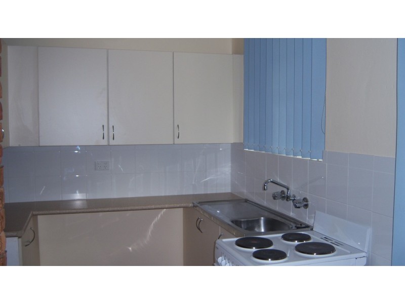 10/100 Parkhill Court, Leumeah NSW 2560