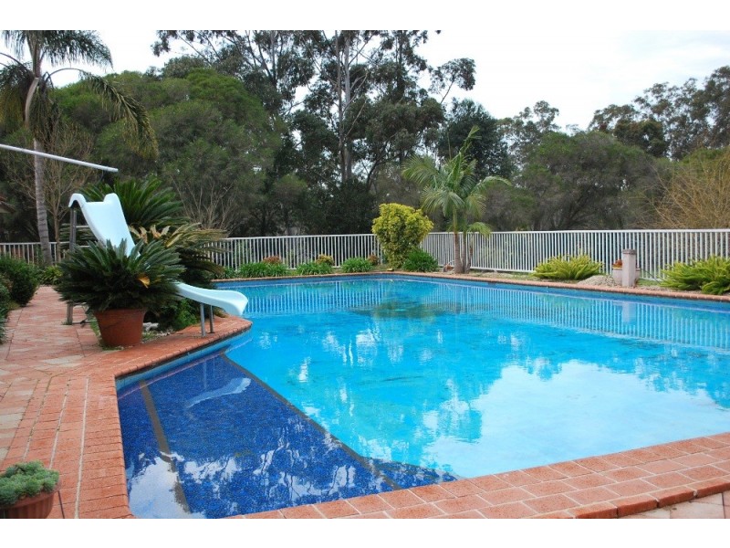 124 Georges River Road, Kentlyn NSW 2560