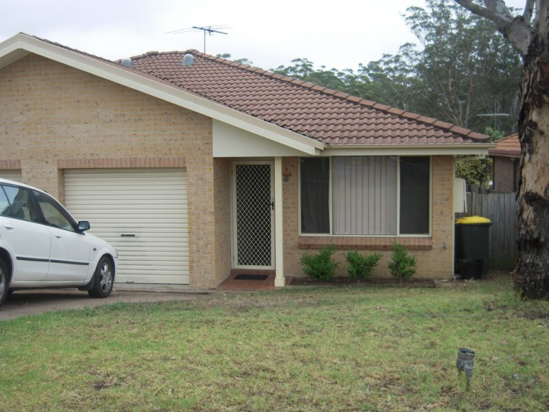 7B Catchpole Cres, St Helens Park NSW 2560