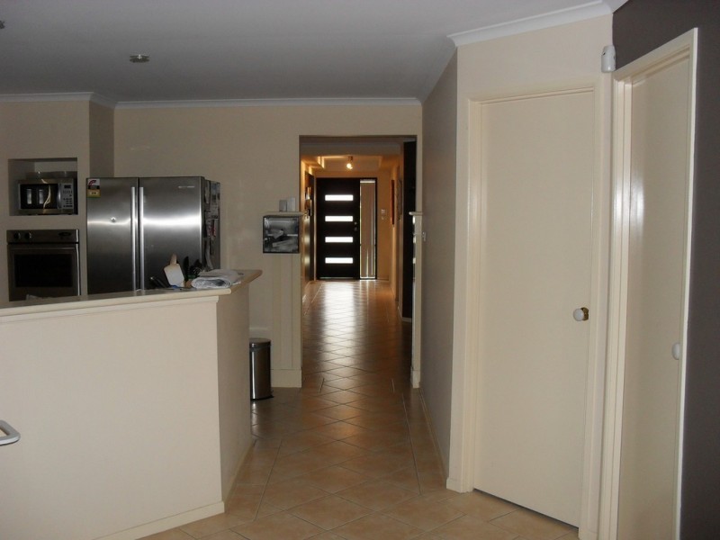 6 Spoonbill Way, Mount Annan NSW 2567