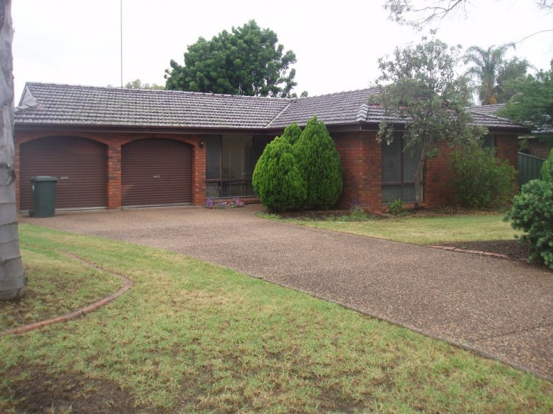 18 McDonnell Street, Raby NSW 2566