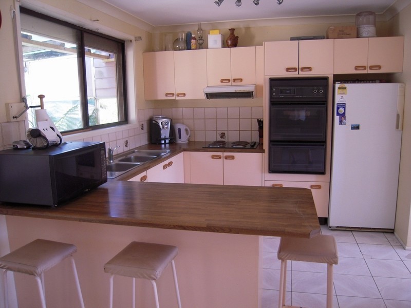 Ambarvale NSW 2560