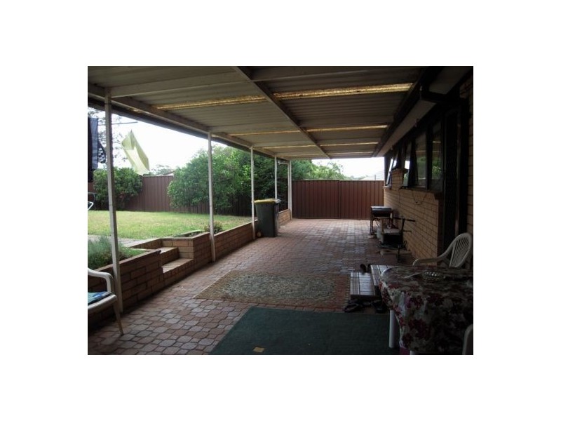 10 Peggotty Ave, Ambarvale NSW 2560