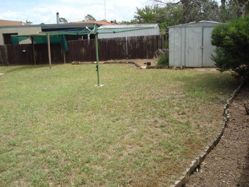 4 Fortinbras Close, Rosemeadow NSW 2560