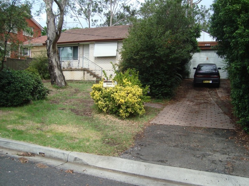 526 Pembroke Rd, Leumeah NSW 2560