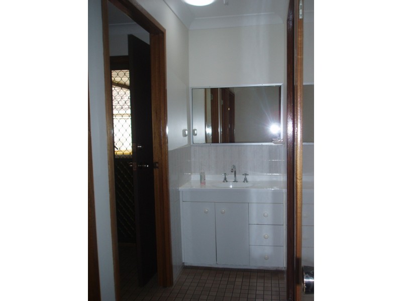 5 Dunbar Place, Mount Annan NSW 2567