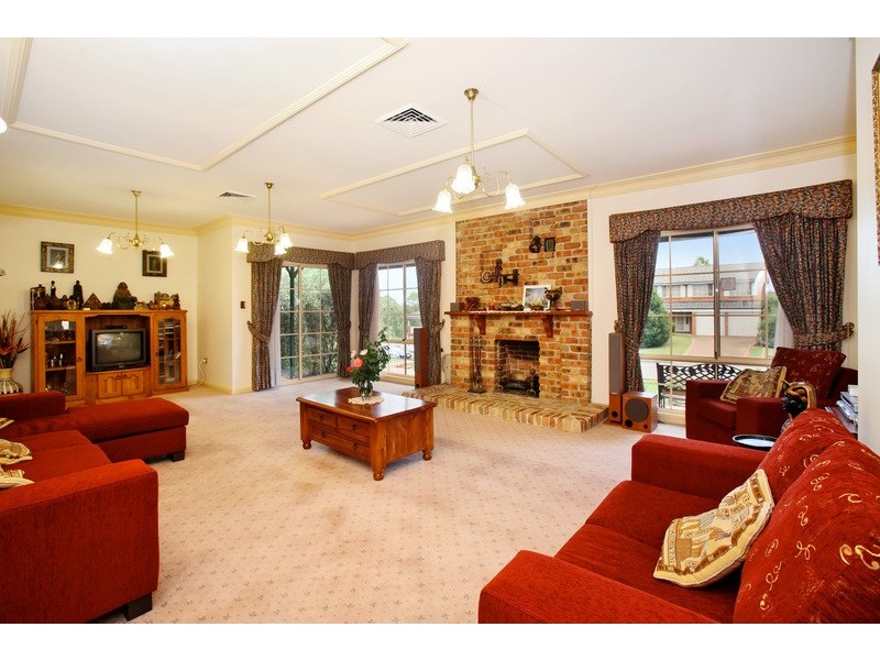 Glen Alpine NSW 2560