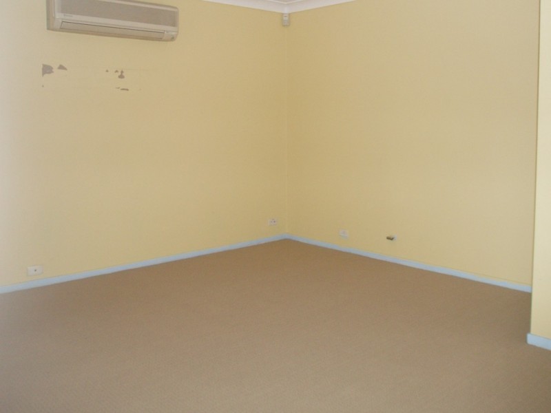 19 Opal Place, Eagle Vale NSW 2558