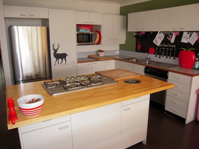 Wattle Grove NSW 2173