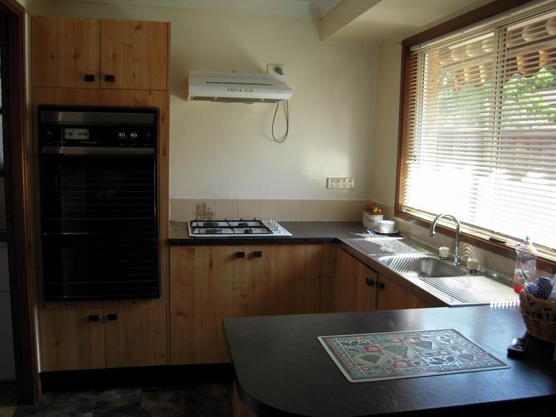 23 Crispsparkle Drive, Ambarvale NSW 2560