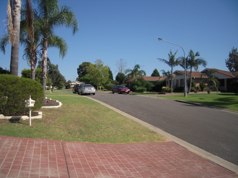 6 Woylie Palce, St Helens Park NSW 2560