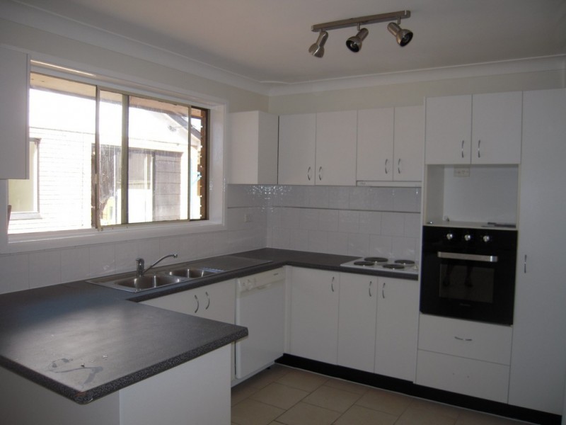 31 Goulburn St, Ruse NSW 2560