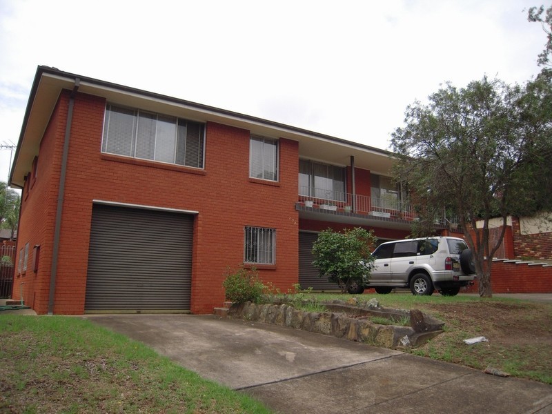 276 The Parkway, Bradbury NSW 2560