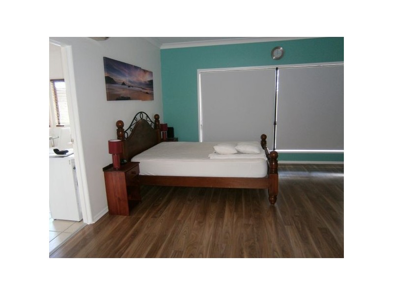 35 Kirsty Drive, Tanawha QLD 4556