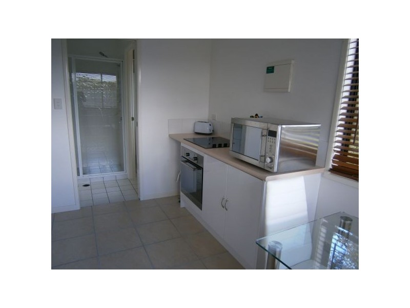 35 Kirsty Drive, Tanawha QLD 4556