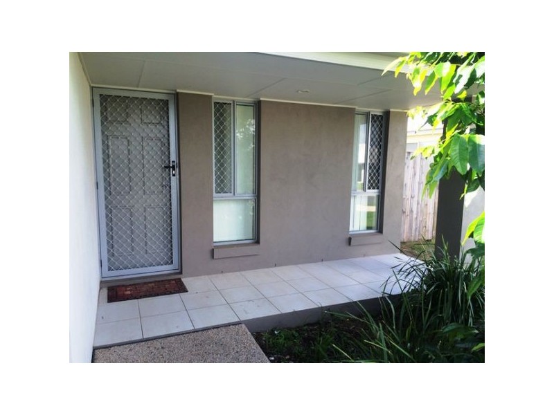 52 Newport Parade, Blacks Beach QLD 4740