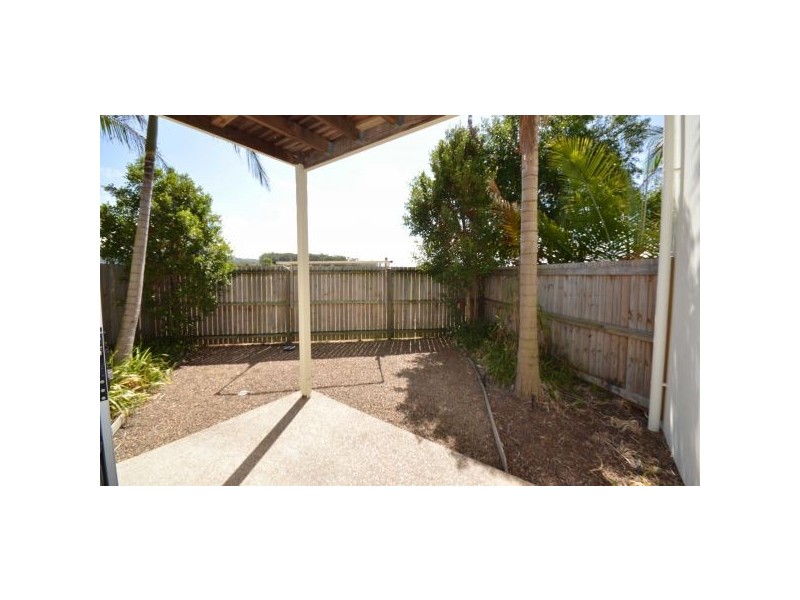 2/49 Dalton Drive, Maroochydore QLD 4558