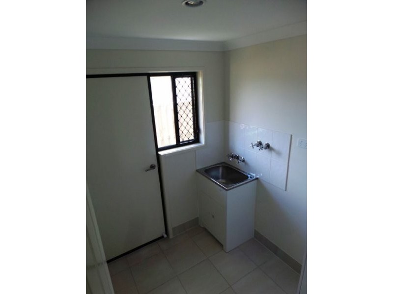 25 Henley Close, Blacks Beach QLD 4740