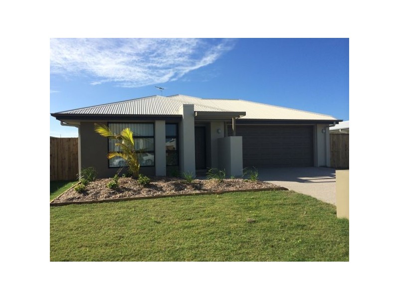 86 Schooner Avenue, Shoal Point QLD 4750