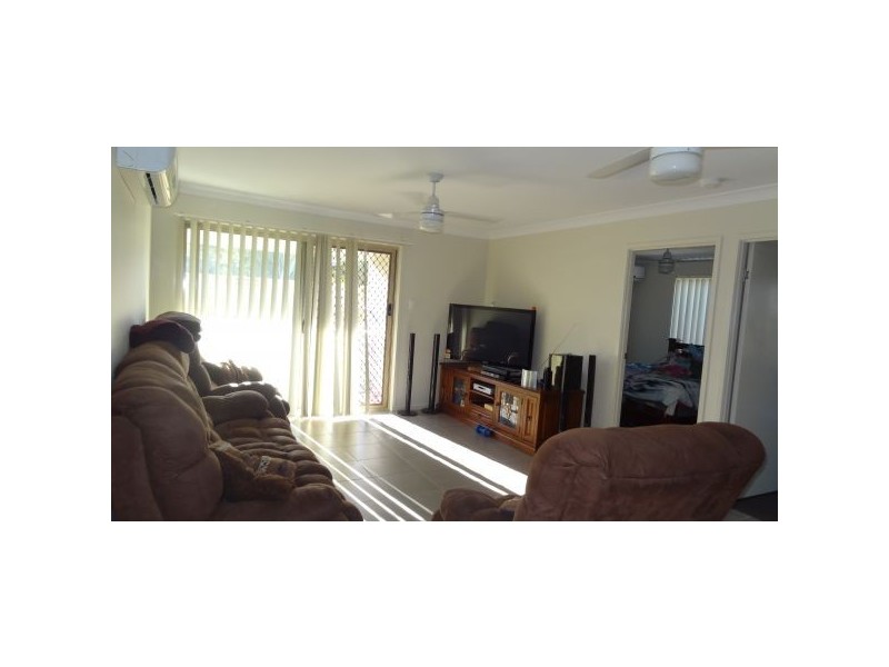 35 Scarborough Circuit, Blacks Beach QLD 4740